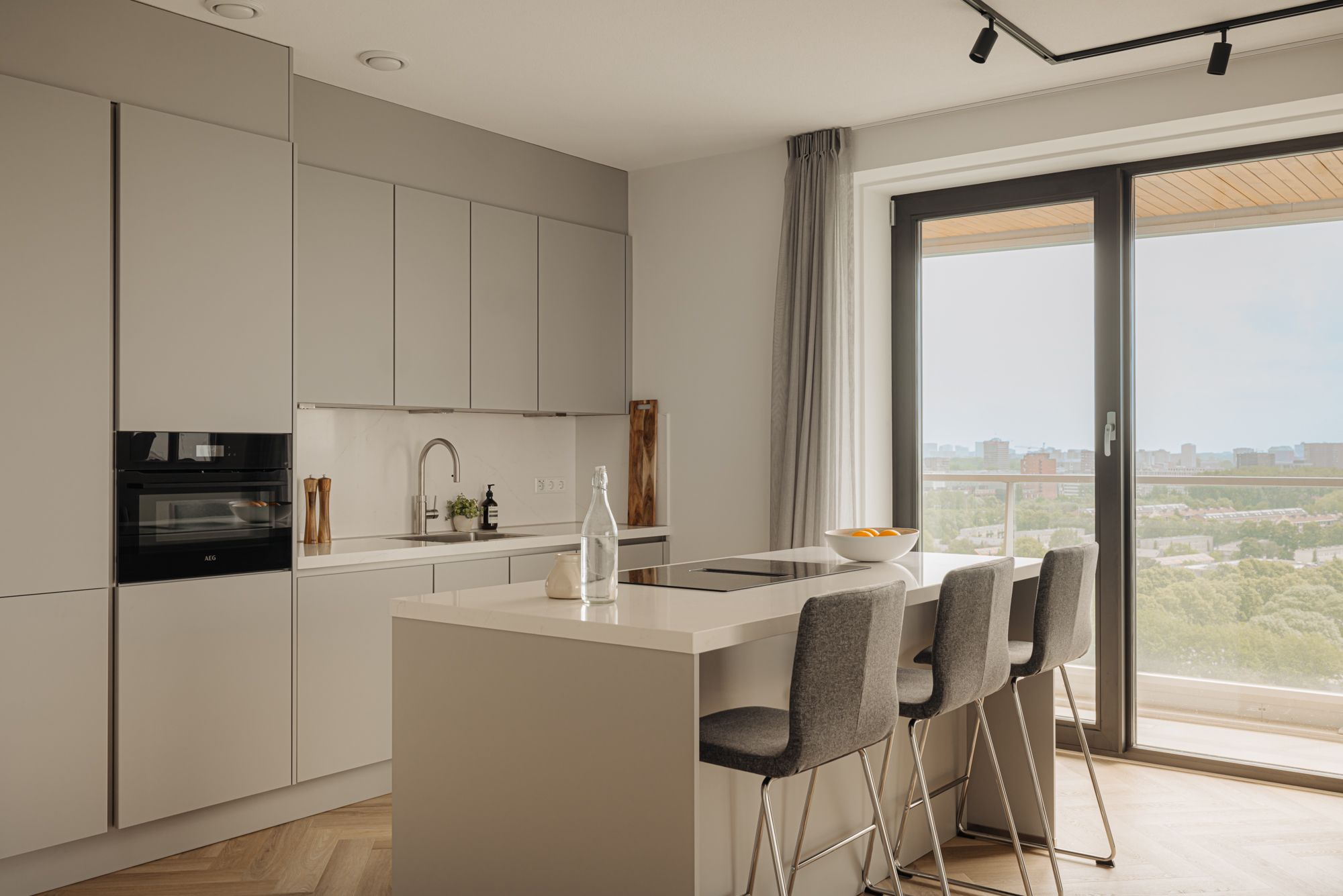 Photo 3 of Heathrowstraat 350