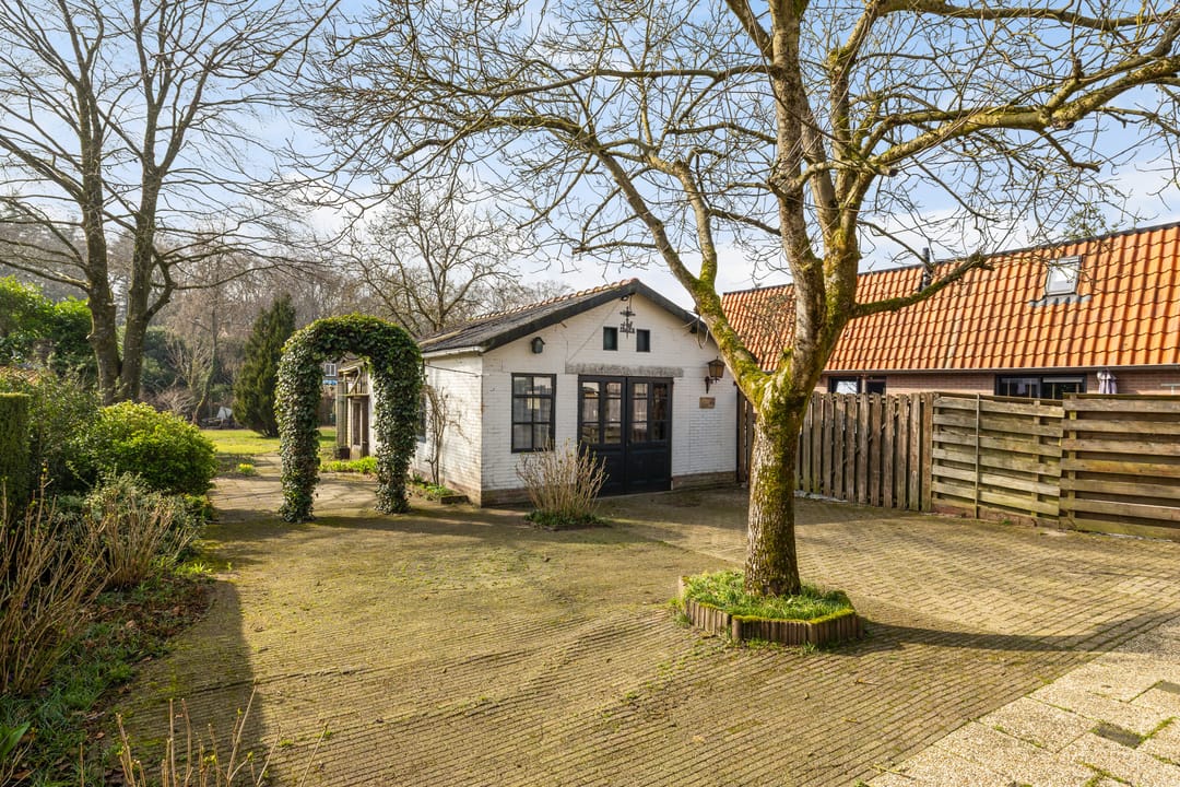 Foto 2 van Marmontweg 32