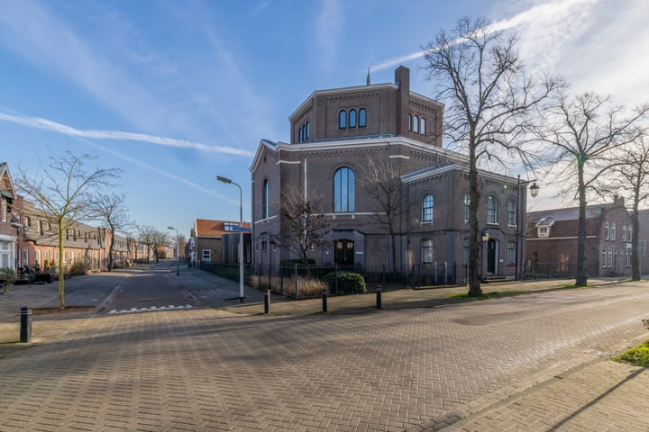 Oostzijde 82, Zaandam