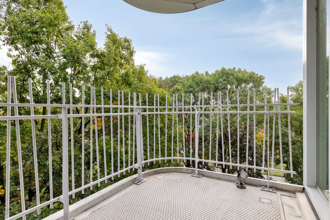 Luxury apartment with rooftop terrace and private parking in Amsterdam Nieuw-West — 22