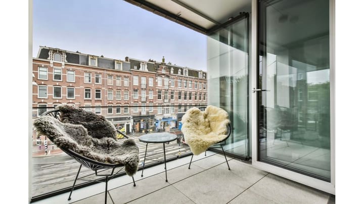 Photo 3 of Ferdinand Bolstraat 136-B