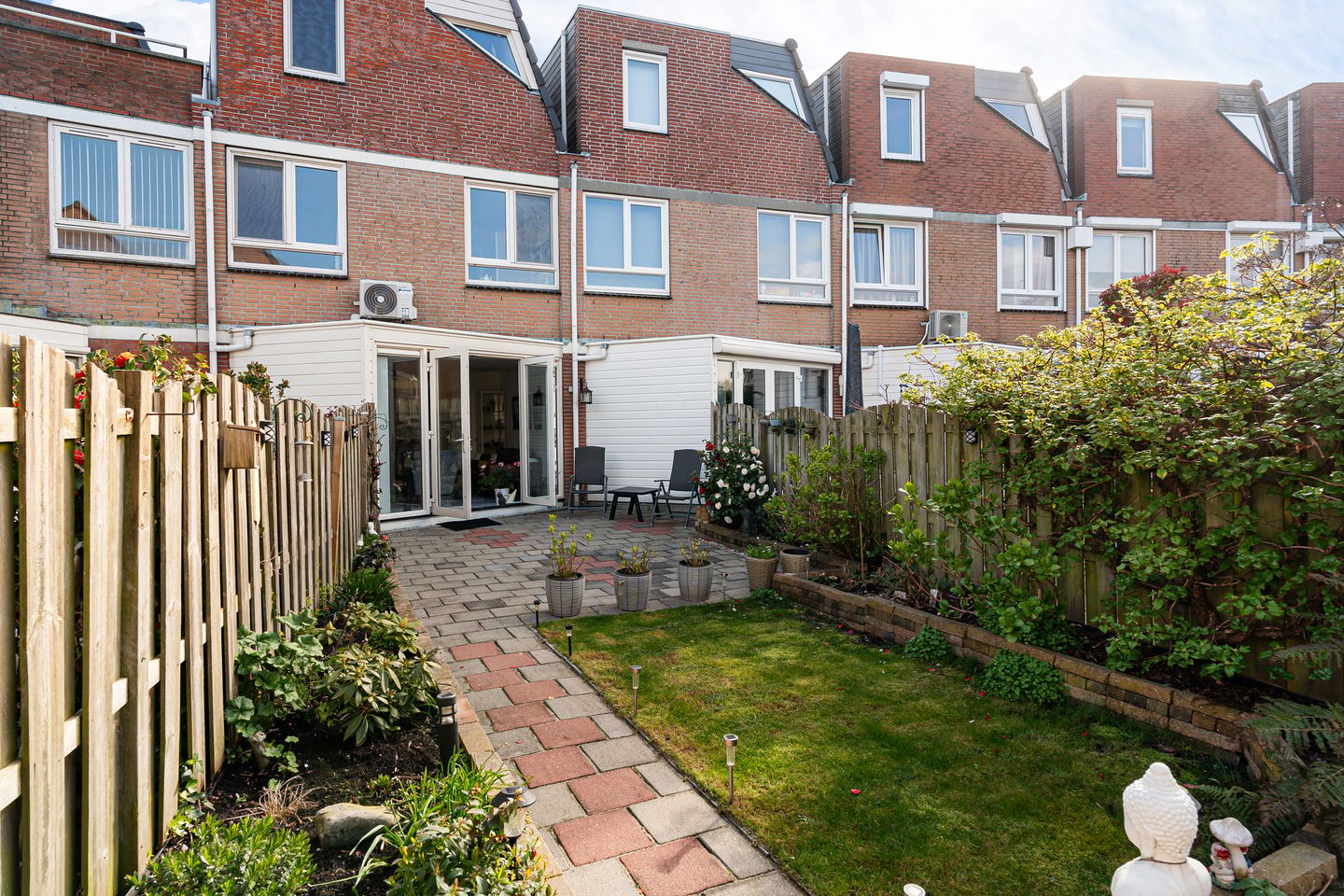 Spacious Family Home in Rokkeveen with Sunny Southwest Garden — 21