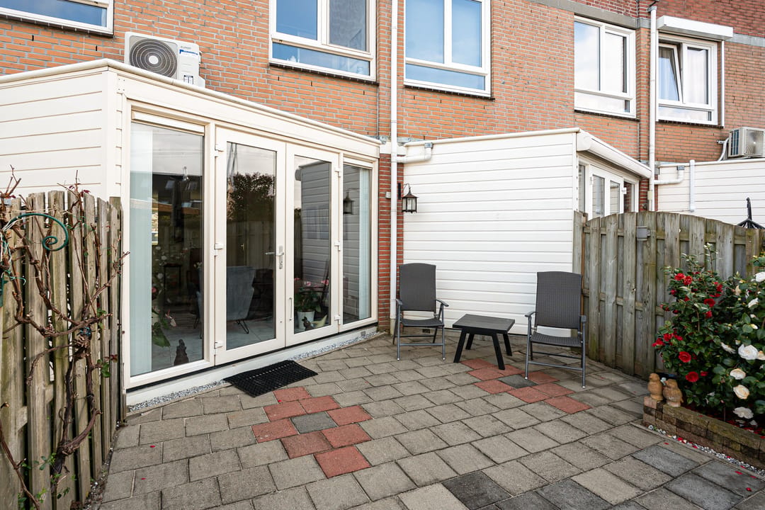 Spacious Family Home in Rokkeveen with Sunny Southwest Garden — 22