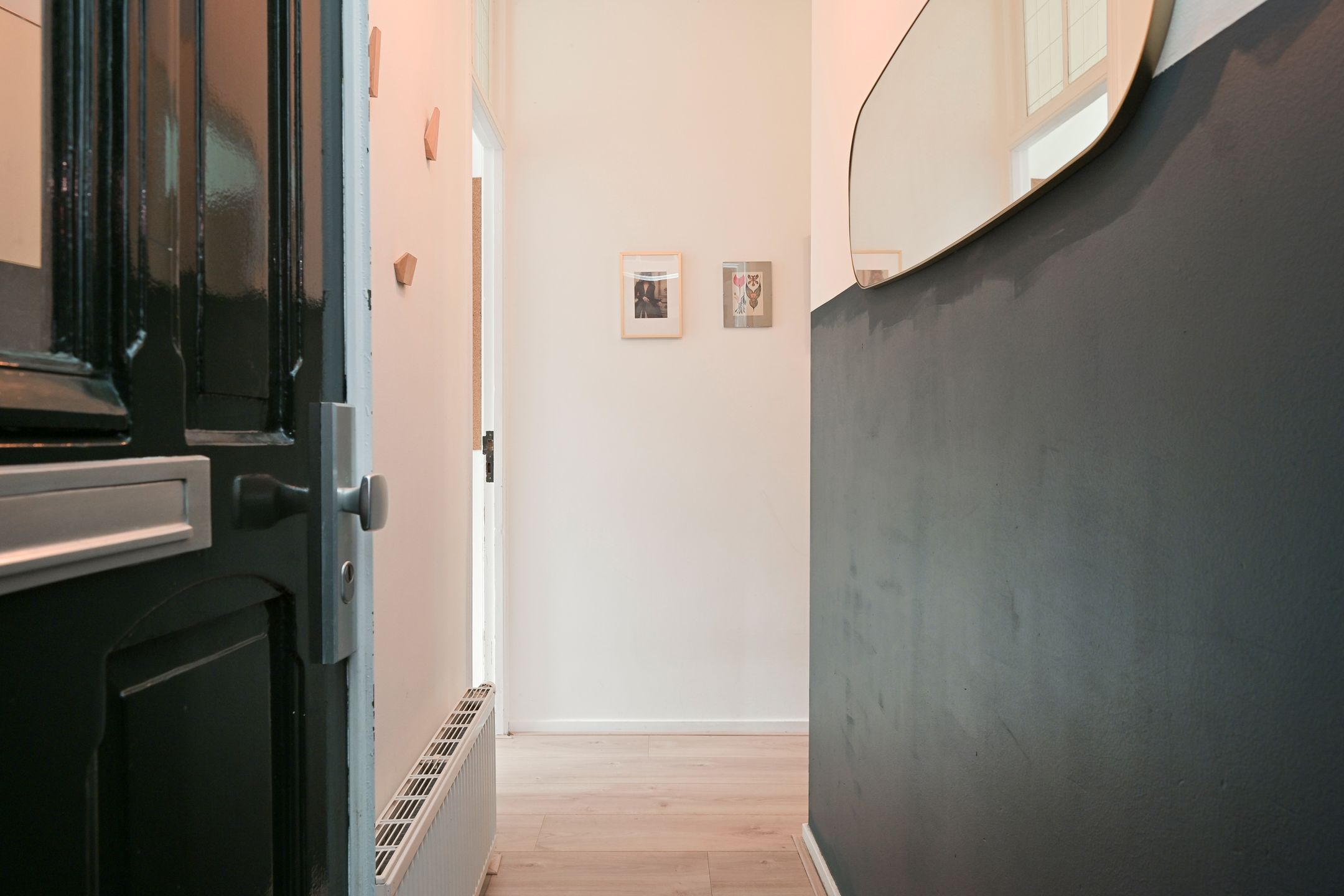 Spacious Renovated Apartment with XL Living Room in Popular Valkenboskwartier — 17