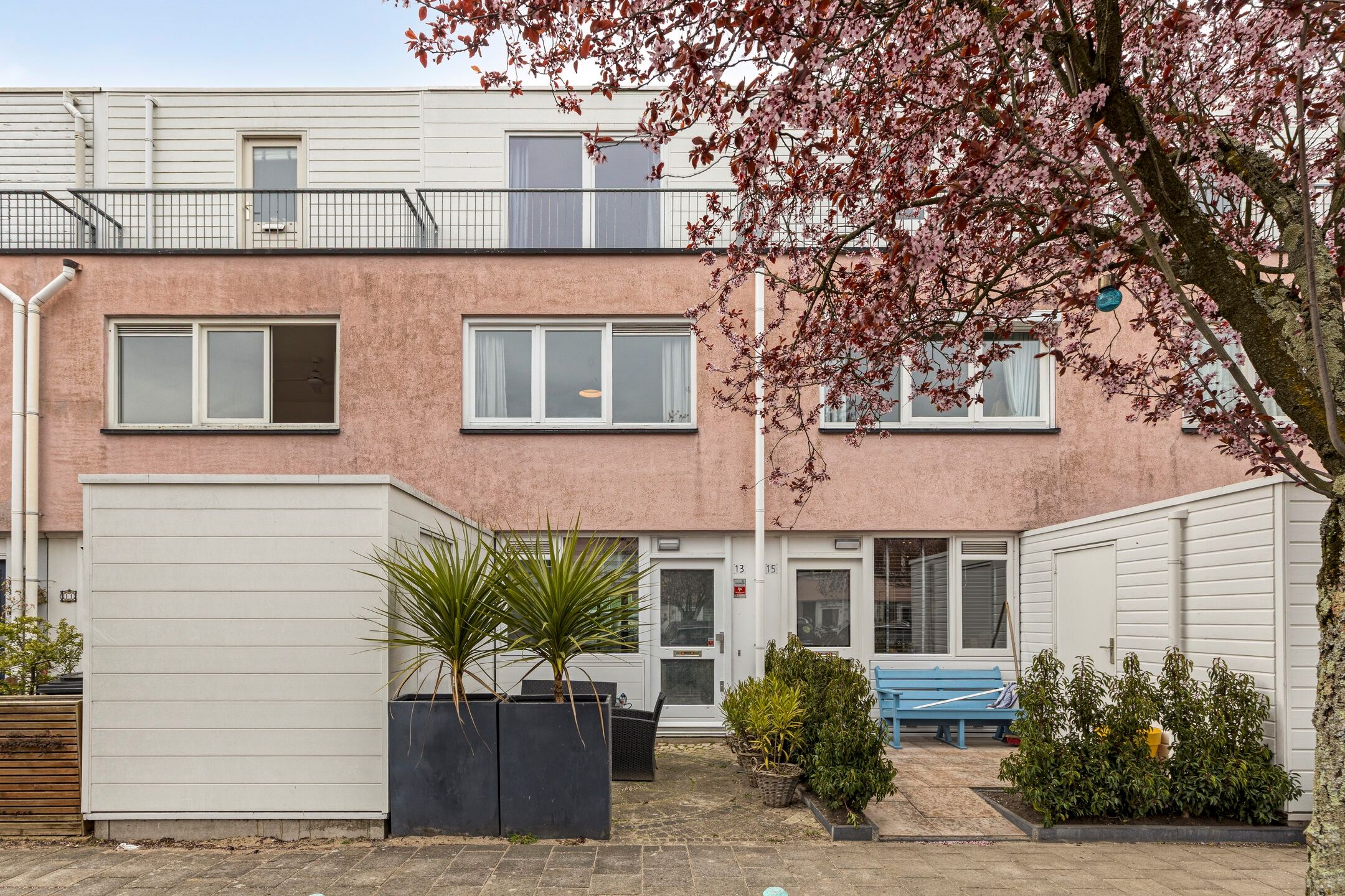 Foto 42 van Narwalstraat 13