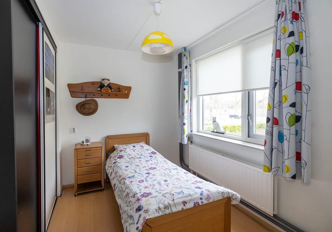 Spacious Semi-Detached Home with Garage and Serre in Uden Center — 17