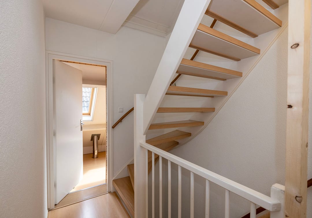 Spacious Semi-Detached Home with Garage and Serre in Uden Center — 23
