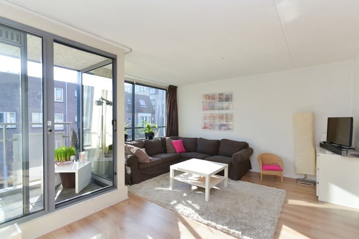 Photo 5 of Vossenstraat 86