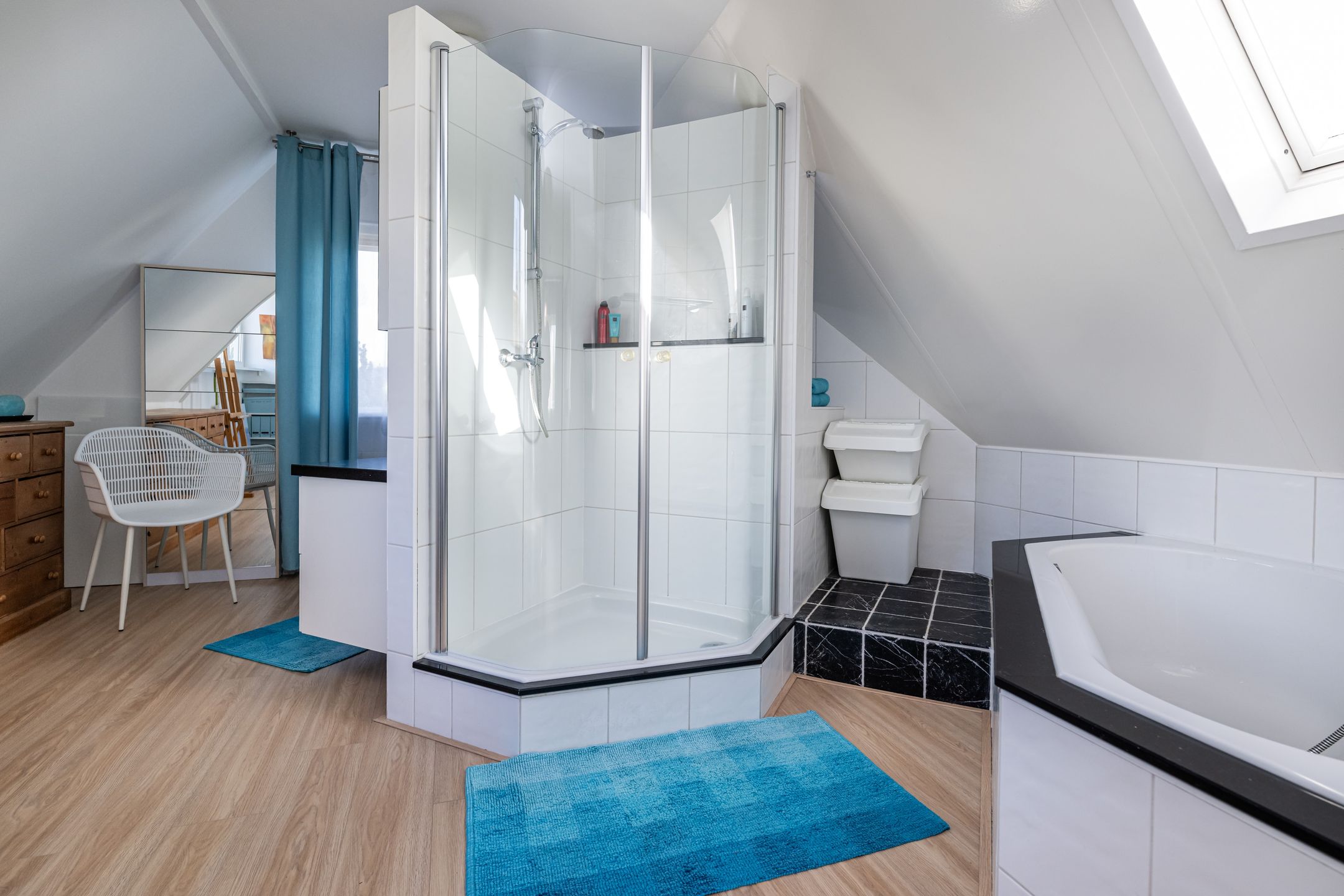 Free-standing recreational home on own land at the water — 21