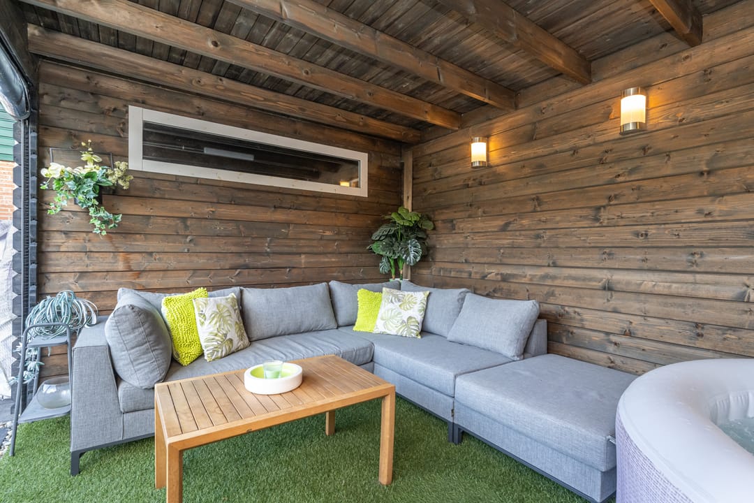 Free-standing recreational home on own land at the water — 38