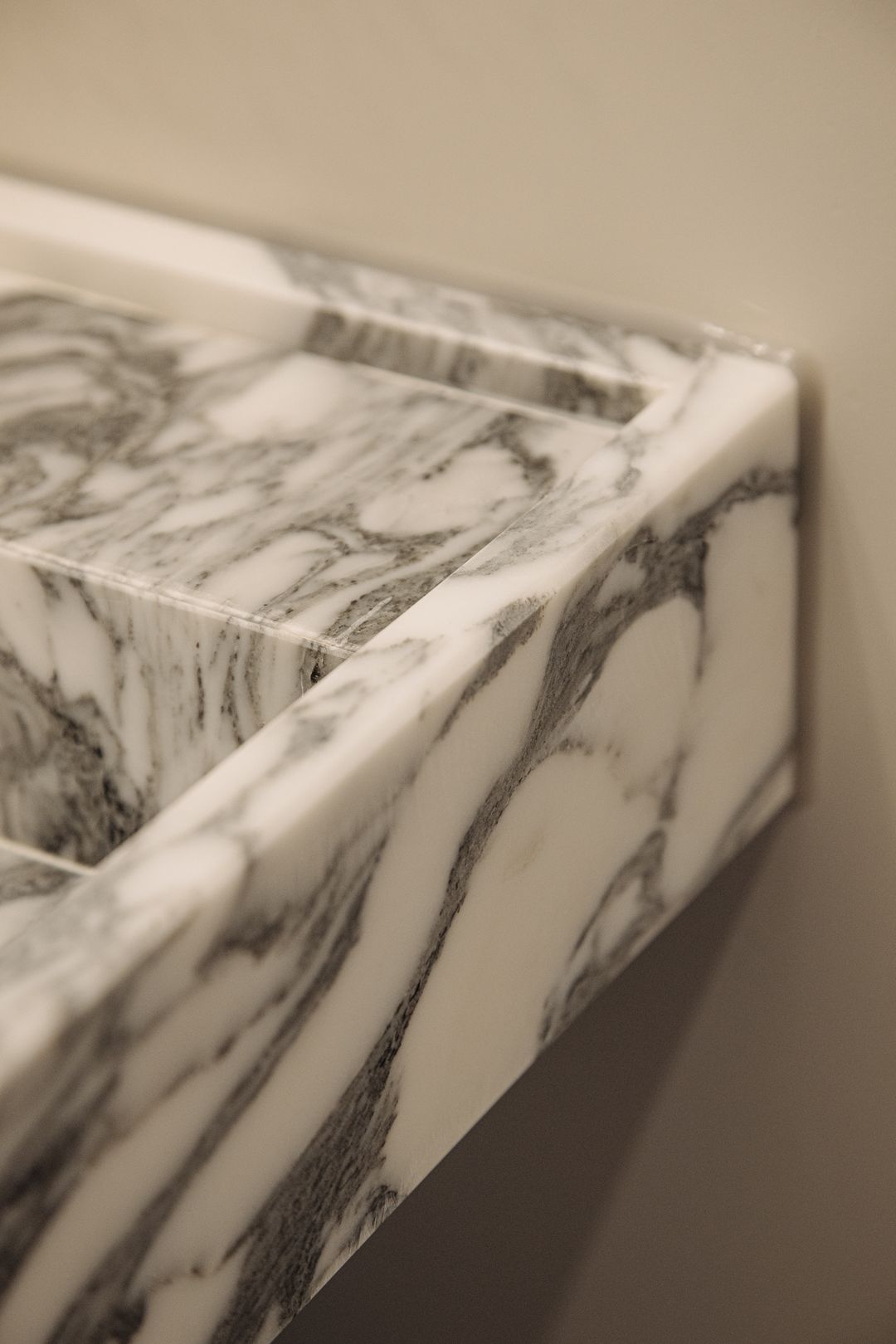 Photo 28 of Albert Neuhuysstraat 14-4