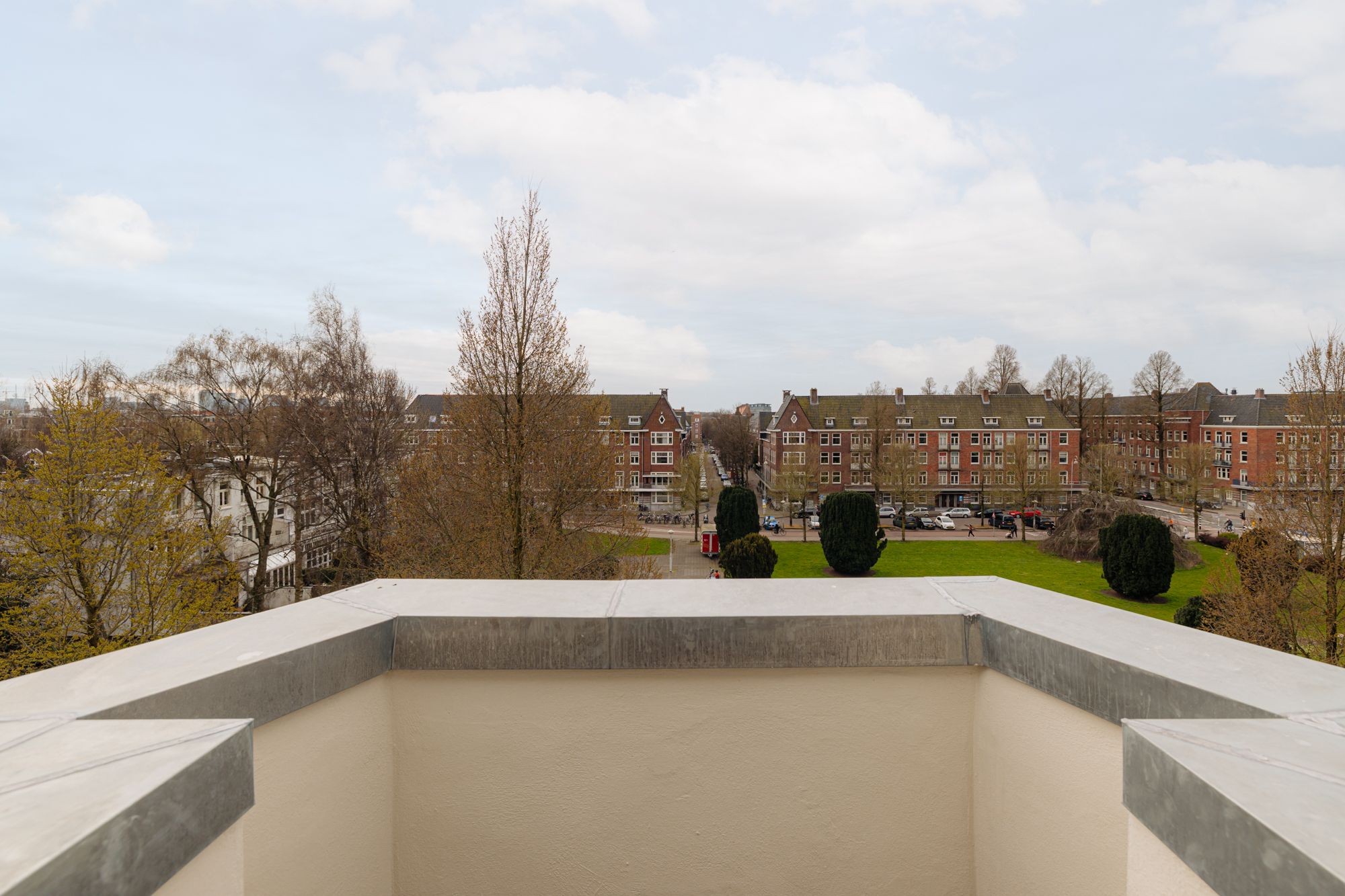 Photo 6 of Albert Neuhuysstraat 14-4