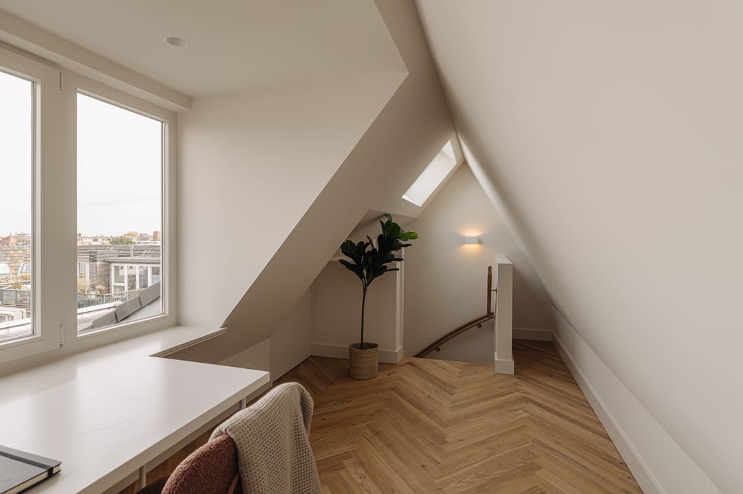 Photo 26 of Albert Neuhuysstraat 14-4