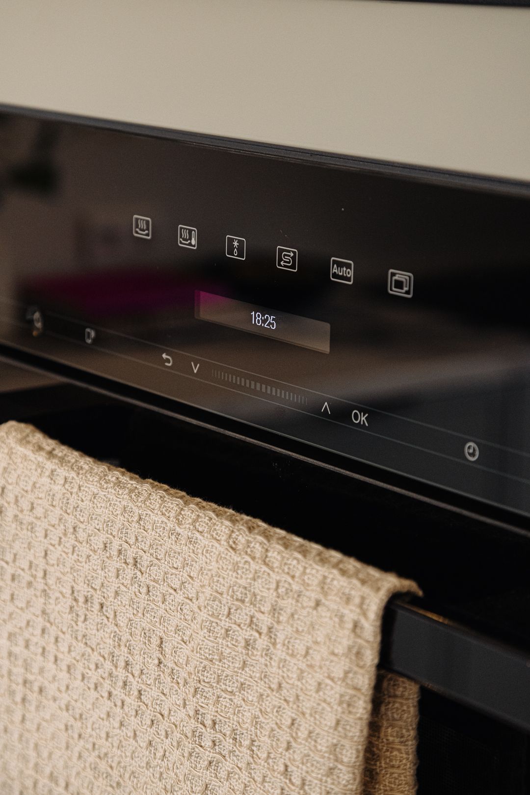 Photo 11 of Albert Neuhuysstraat 14-4