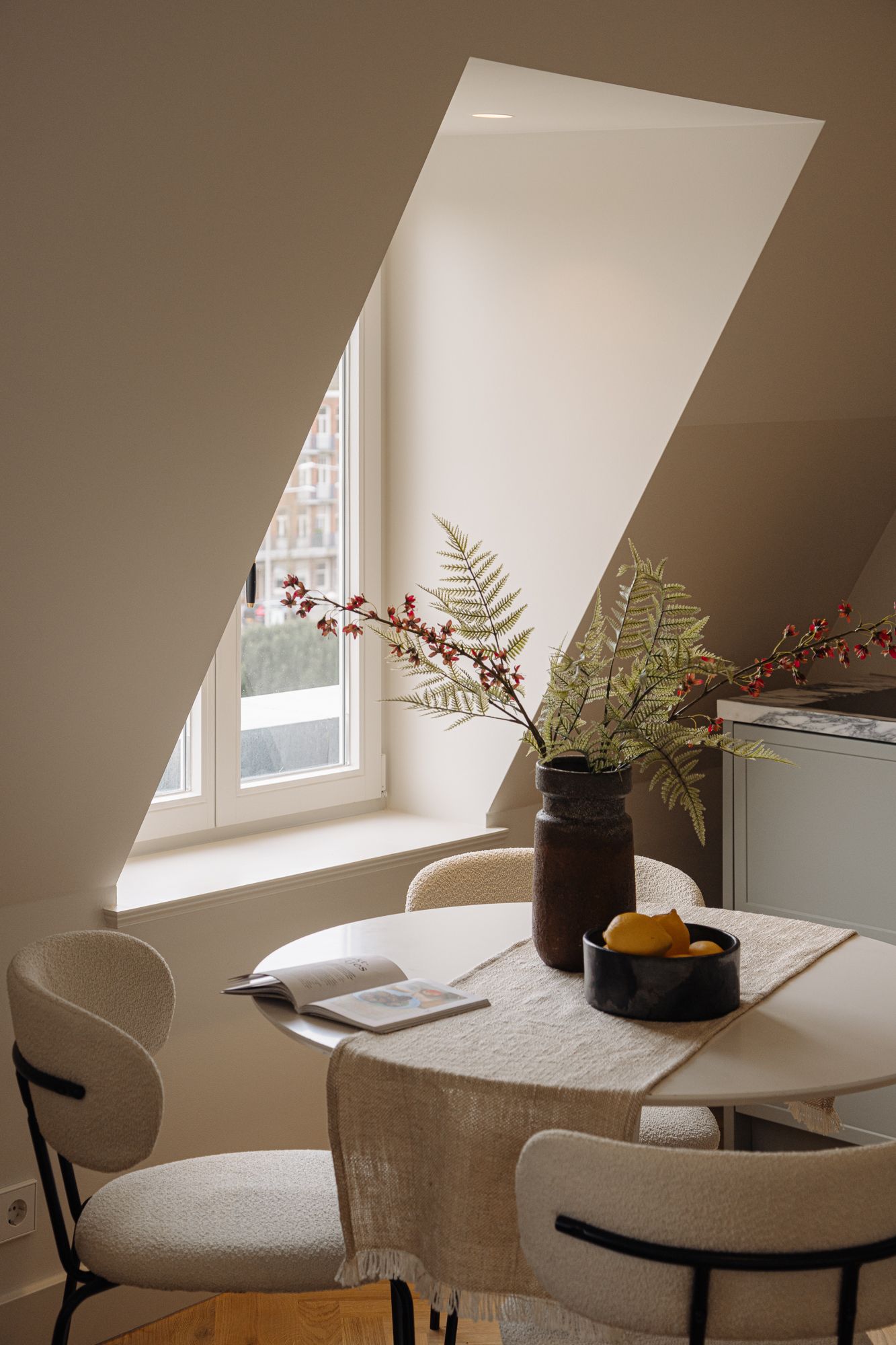 Photo 9 of Albert Neuhuysstraat 14-4