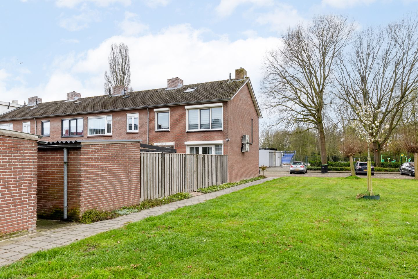 Foto 29 van van der Waalstraat 27