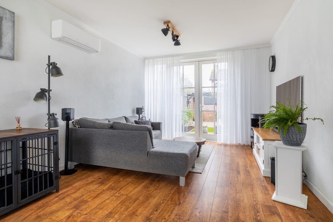 Foto 11 van van der Waalstraat 27