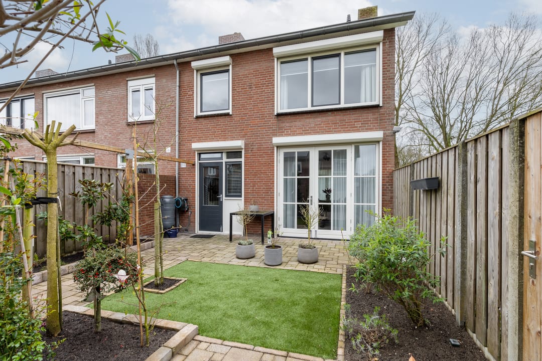 Foto 26 van van der Waalstraat 27