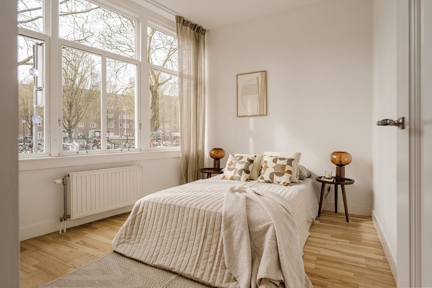 Spacious Corner Ground-Floor Apartment in De Pijp with Water Views — 13