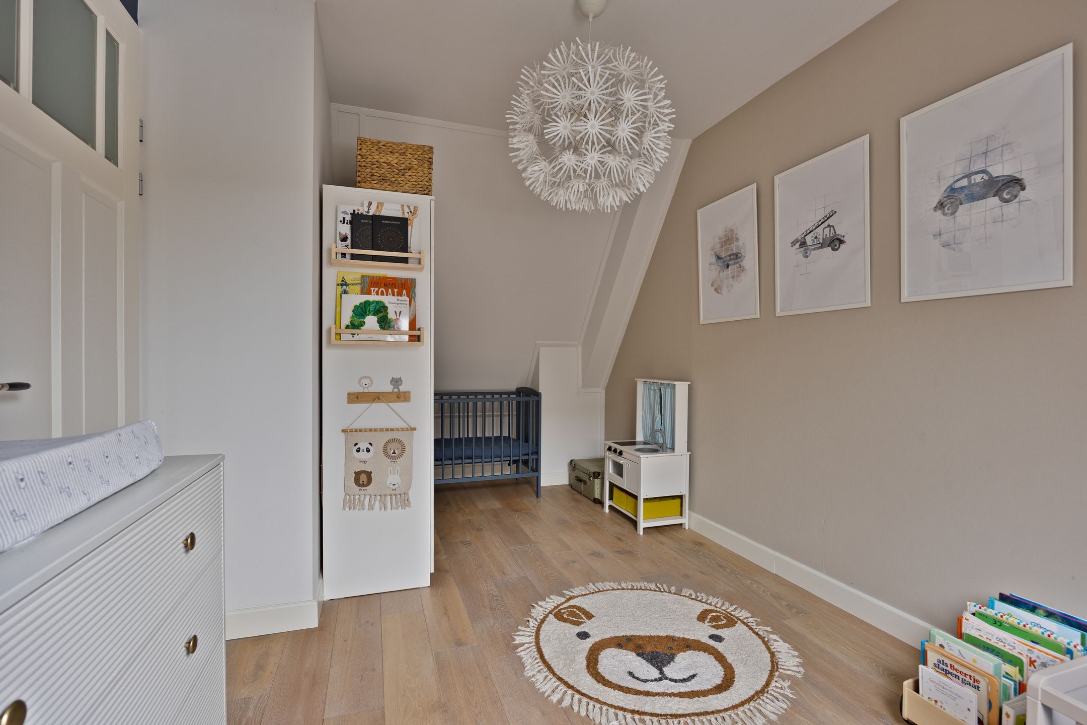 Luxury Finished Detached Home in Lutjebroek — 30