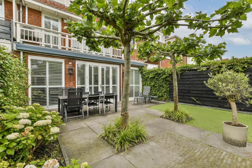 Photo 17 of Graaf Aelbrechtlaan 25