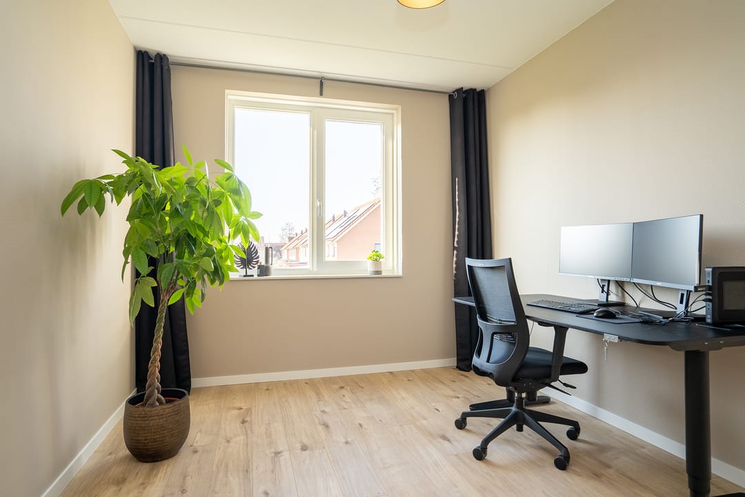Modern Energy-Efficient Terraced Home with Three Bedrooms in Hengelose Es Noord — 17