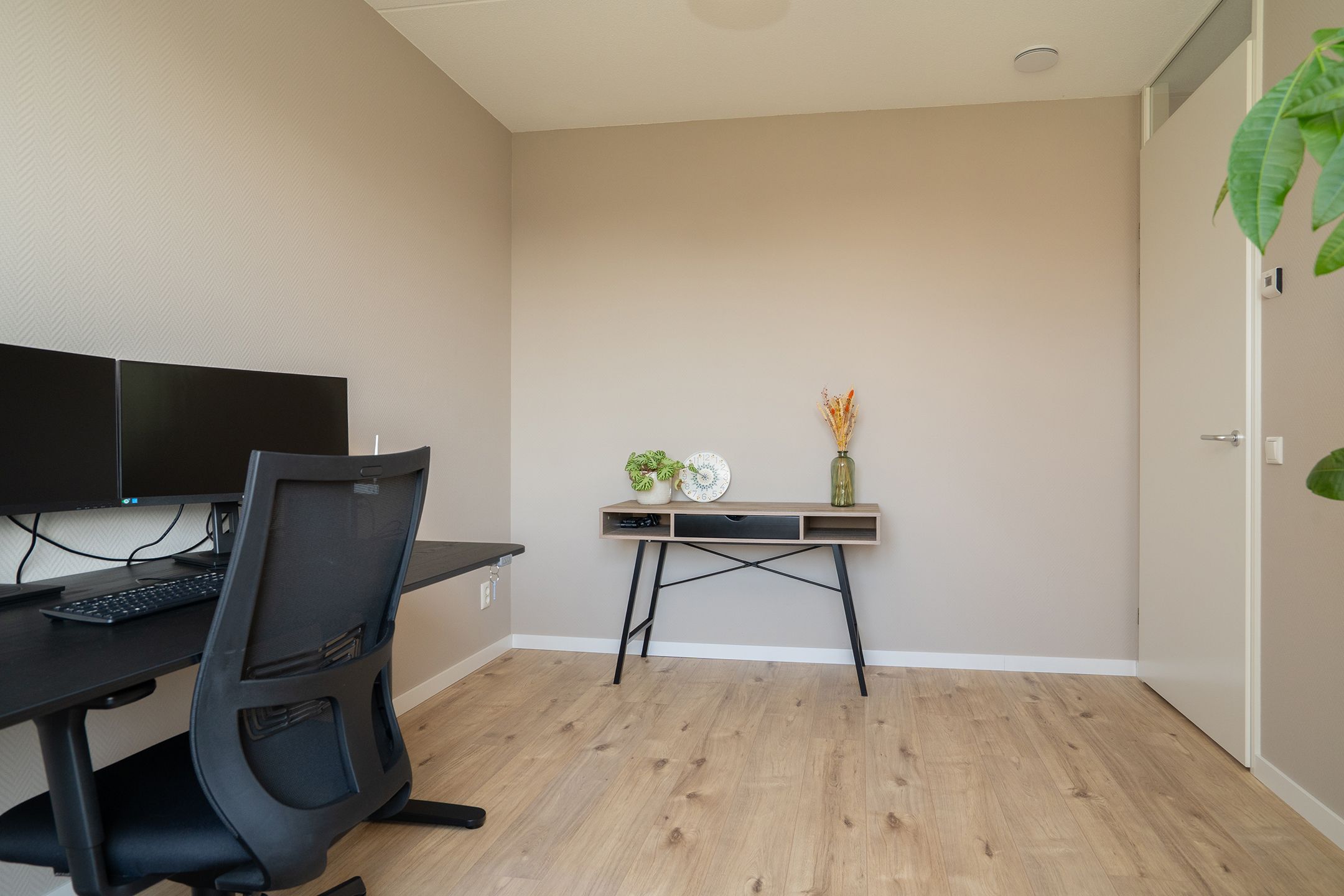Modern Energy-Efficient Terraced Home with Three Bedrooms in Hengelose Es Noord — 18