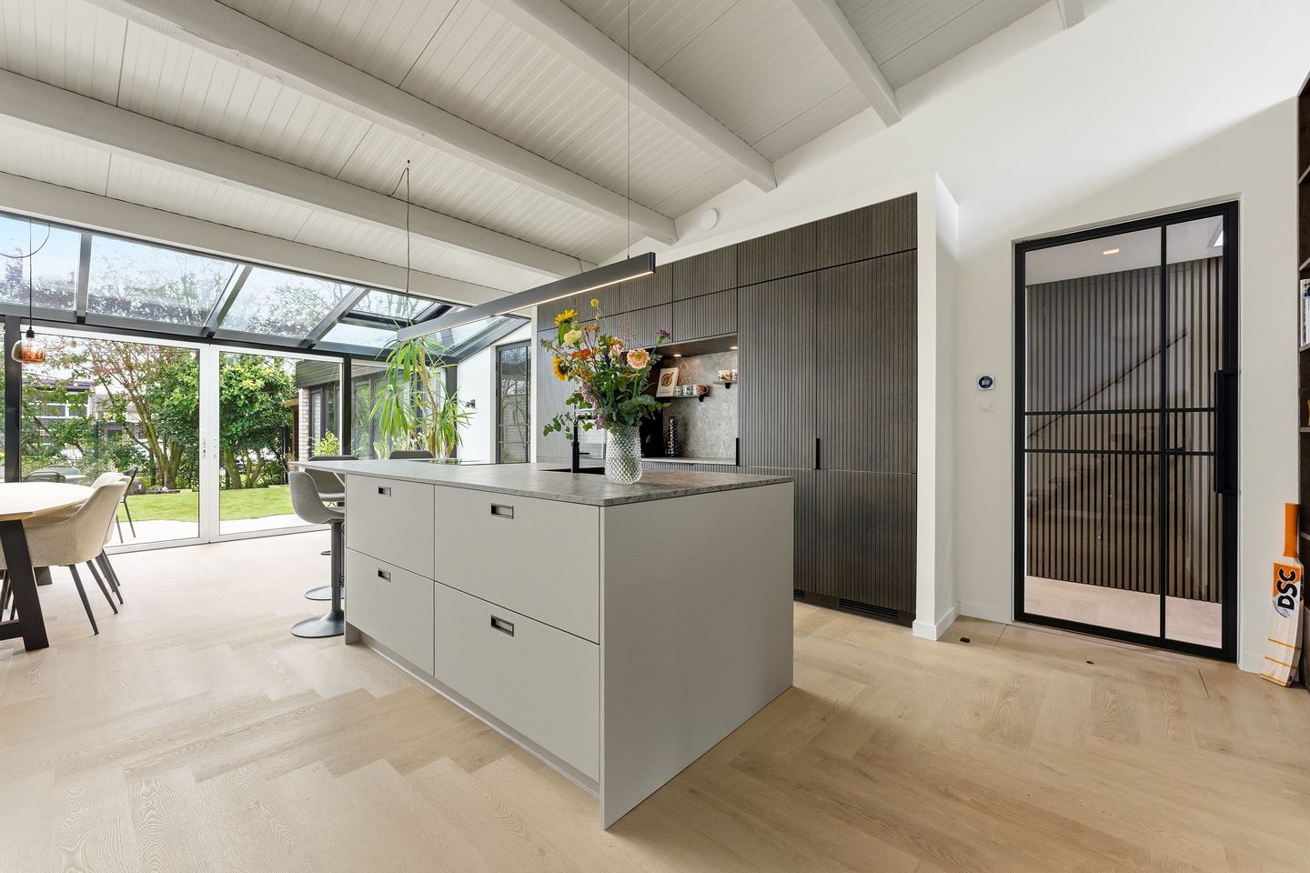 Photo 20 of Tinbergenplantsoen 16