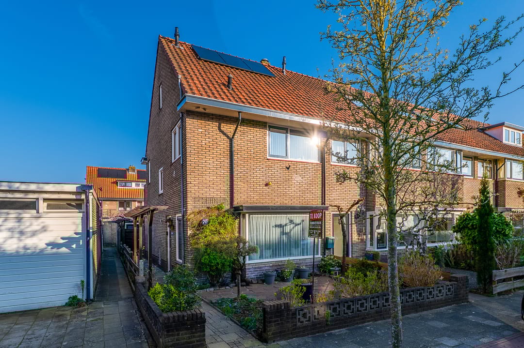 Photo 2 of Hazenstraat 70