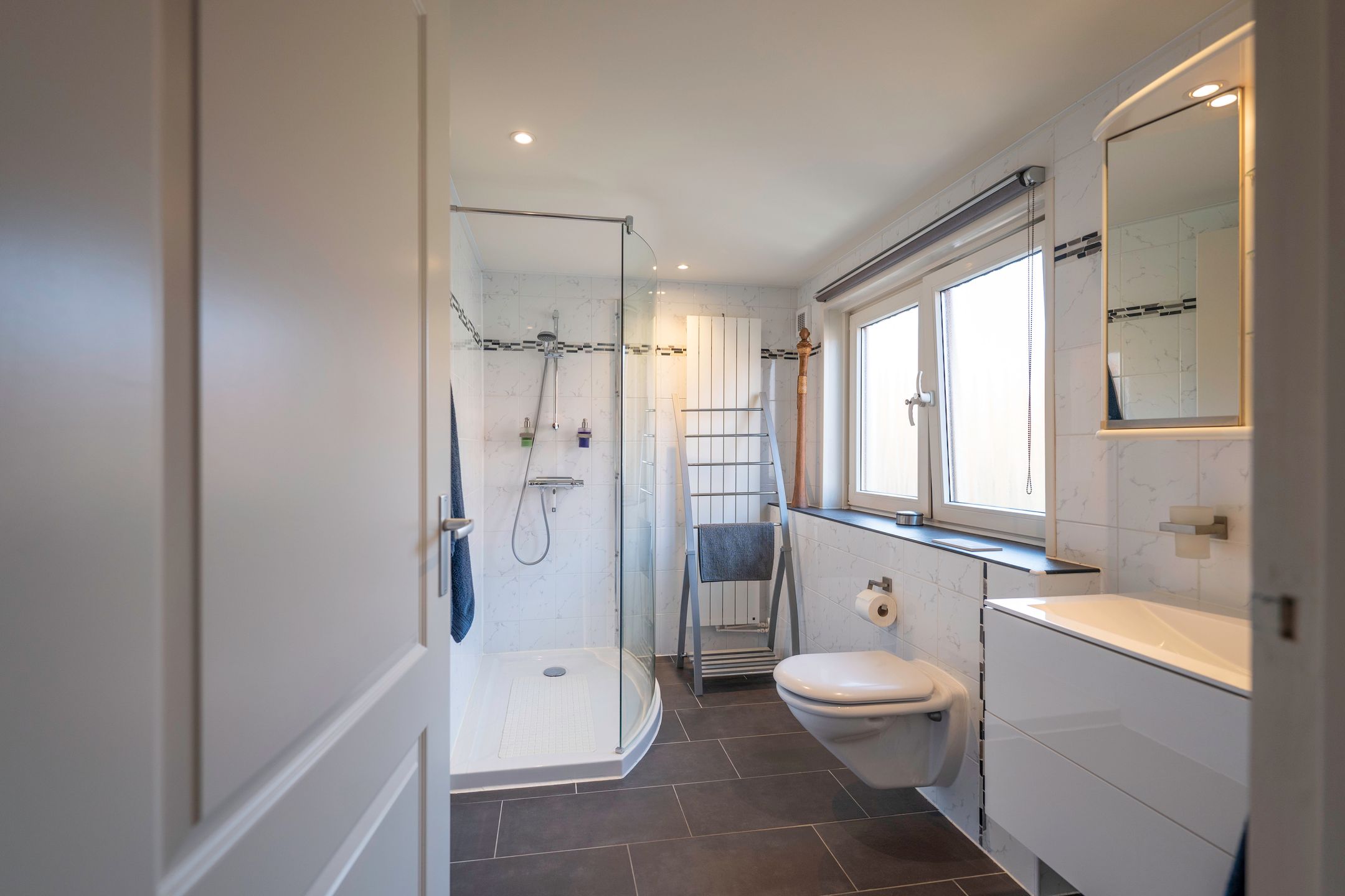 Photo 15 of Hazenstraat 70