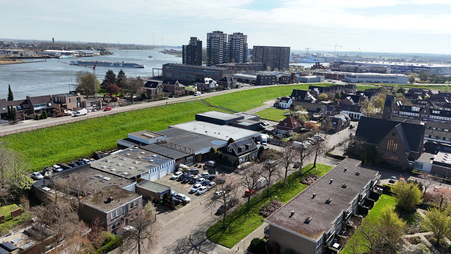 Bekijk foto 3 van Bourgondischelaan 10-e