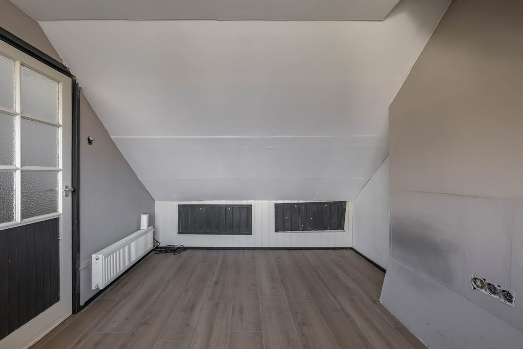 Photo 28 of Irenestraat 13