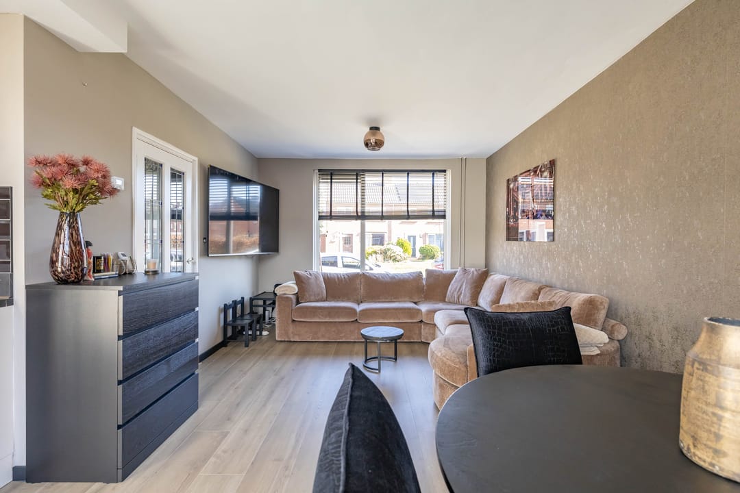 Photo 2 of Irenestraat 13