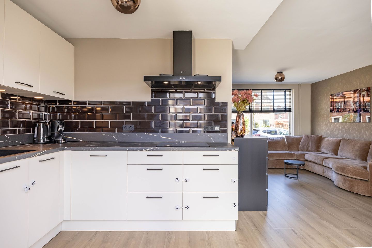 Photo 10 of Irenestraat 13