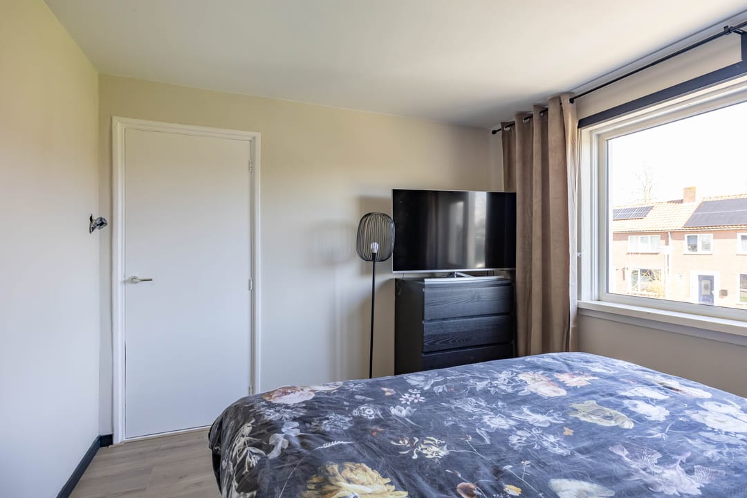 Photo 22 of Irenestraat 13