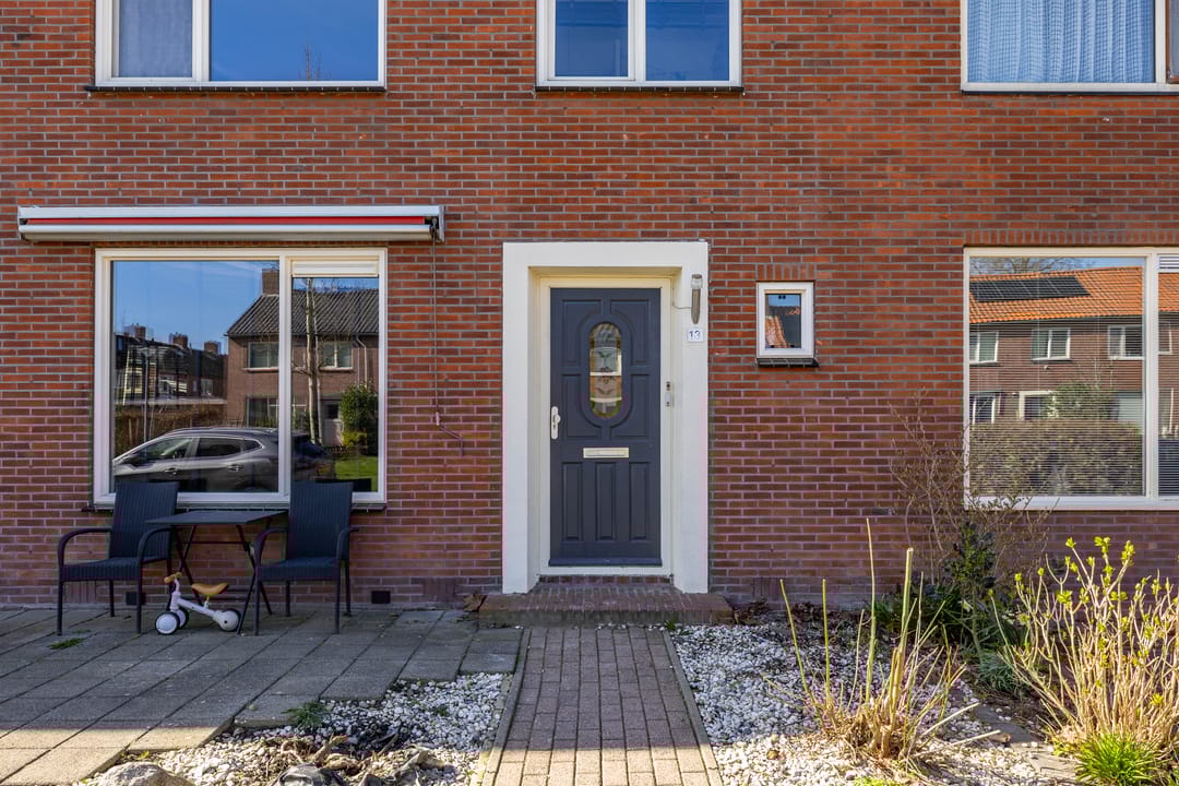 Photo 38 of Irenestraat 13