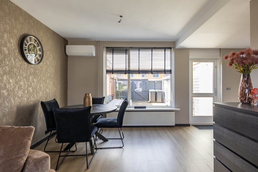 Photo 7 of Irenestraat 13