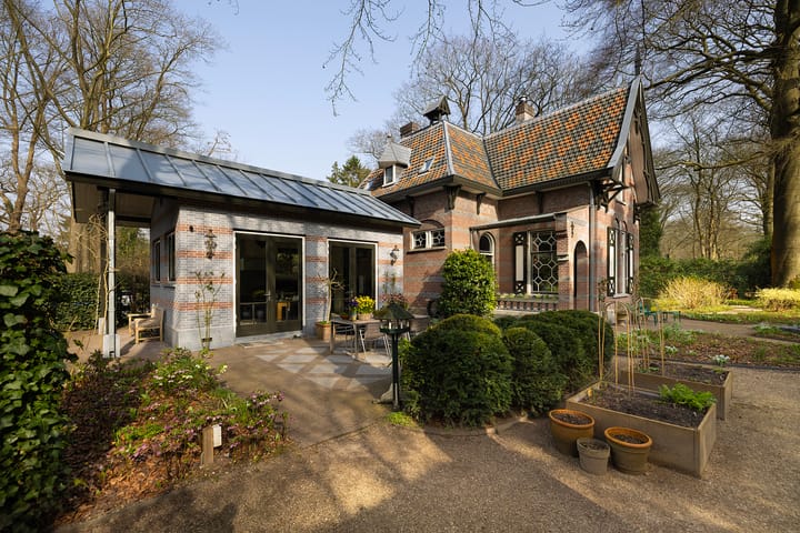 Photo 2 of Museumlaan 3