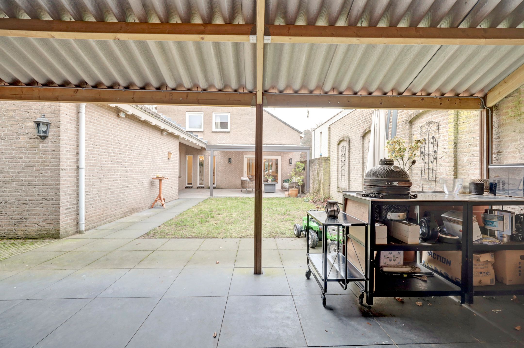 Photo 48 of Prins Bernhardlaan 8