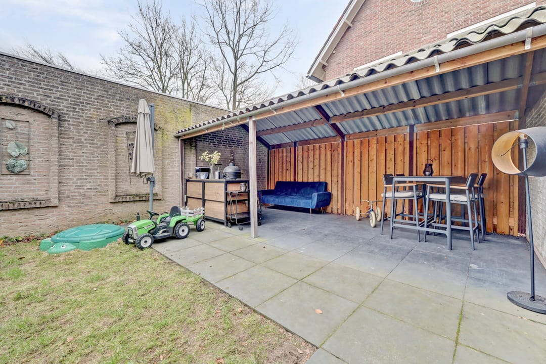 Photo 46 of Prins Bernhardlaan 8