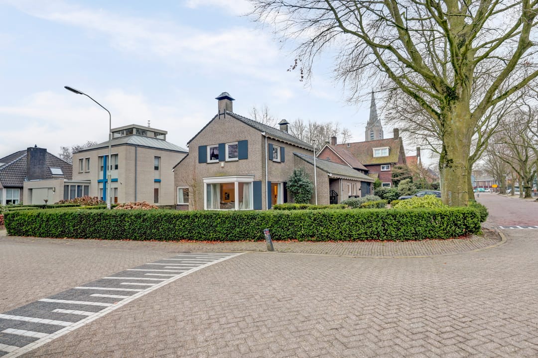 Photo 56 of Prins Bernhardlaan 8