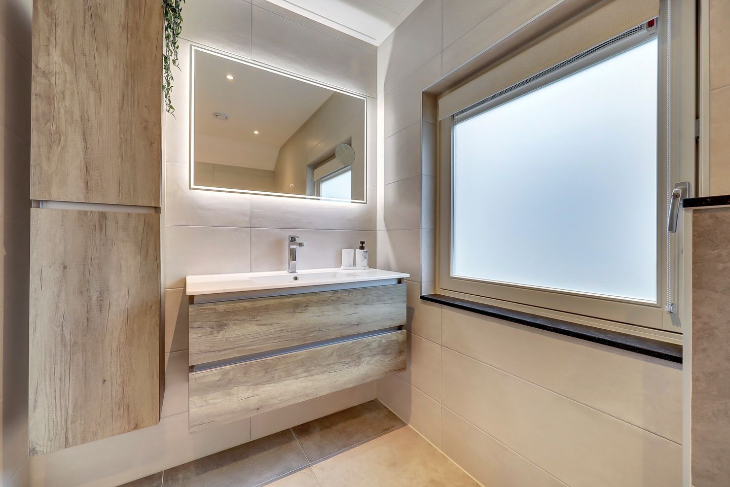 Photo 29 of Prins Bernhardlaan 8