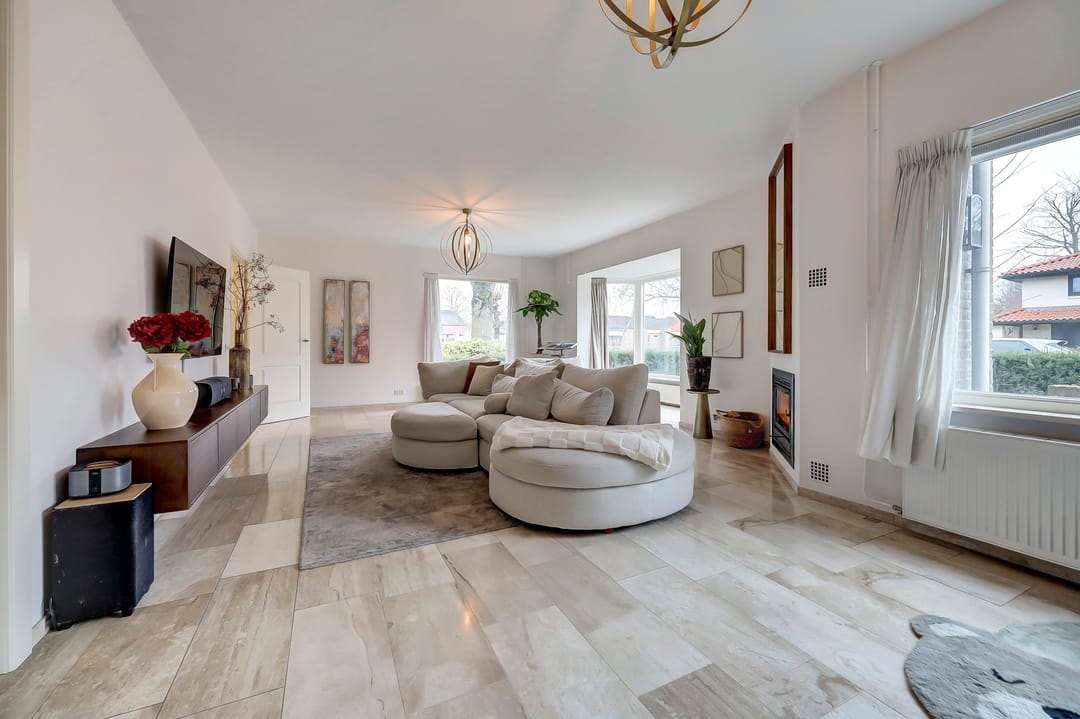 Photo 2 of Prins Bernhardlaan 8