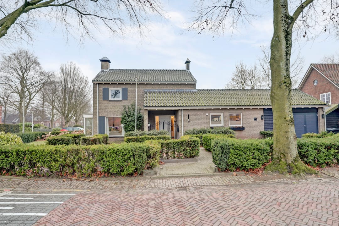 Photo 53 of Prins Bernhardlaan 8