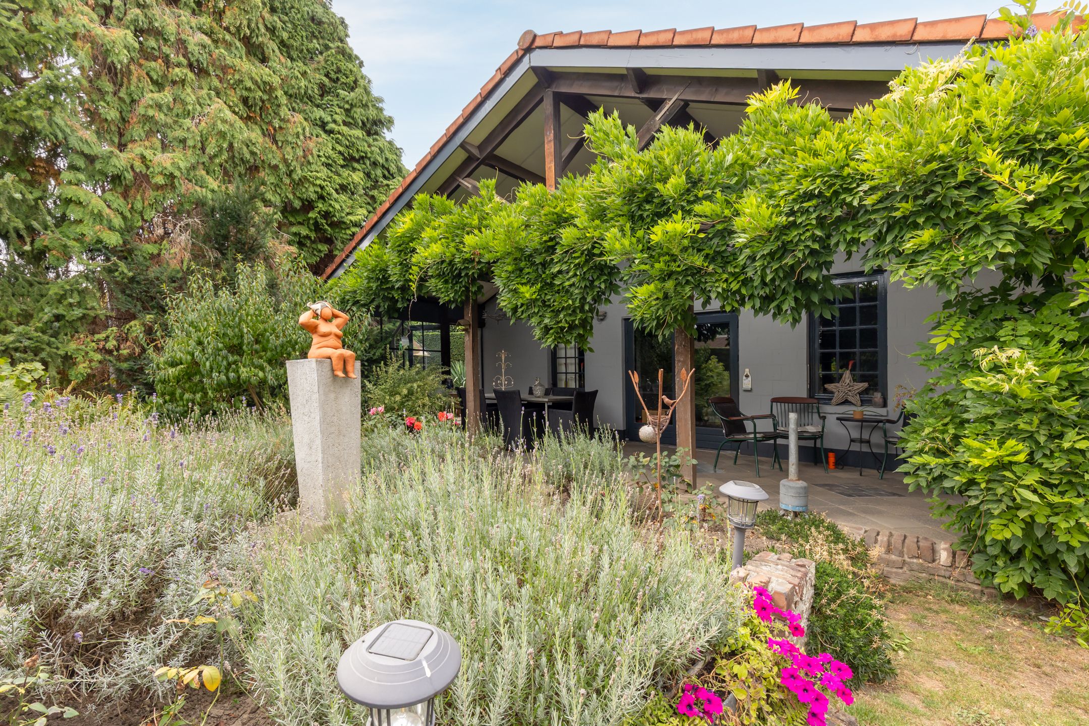 Photo 18 of Peschstraat 35-A