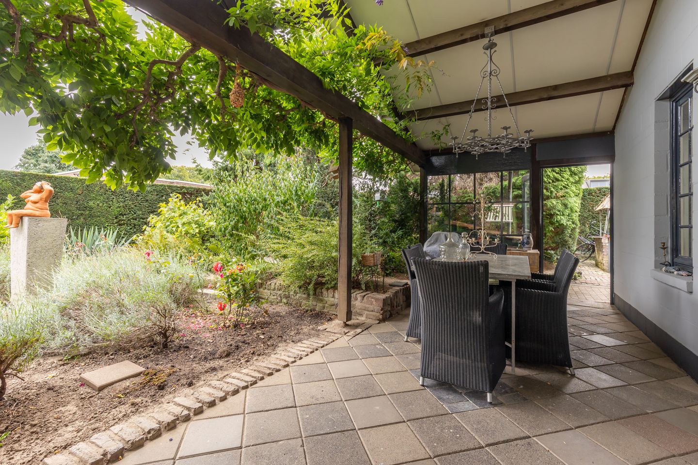 Photo 19 of Peschstraat 35-A