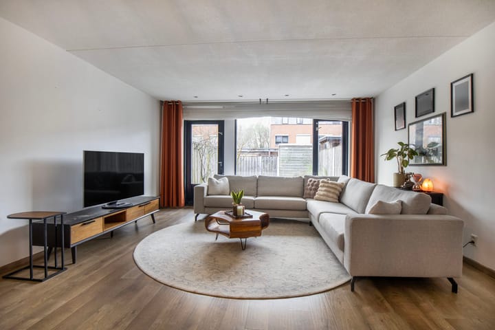 Photo 3 of Rousseaustate 20