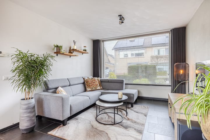 Foto 2 van Klaproosstraat 25