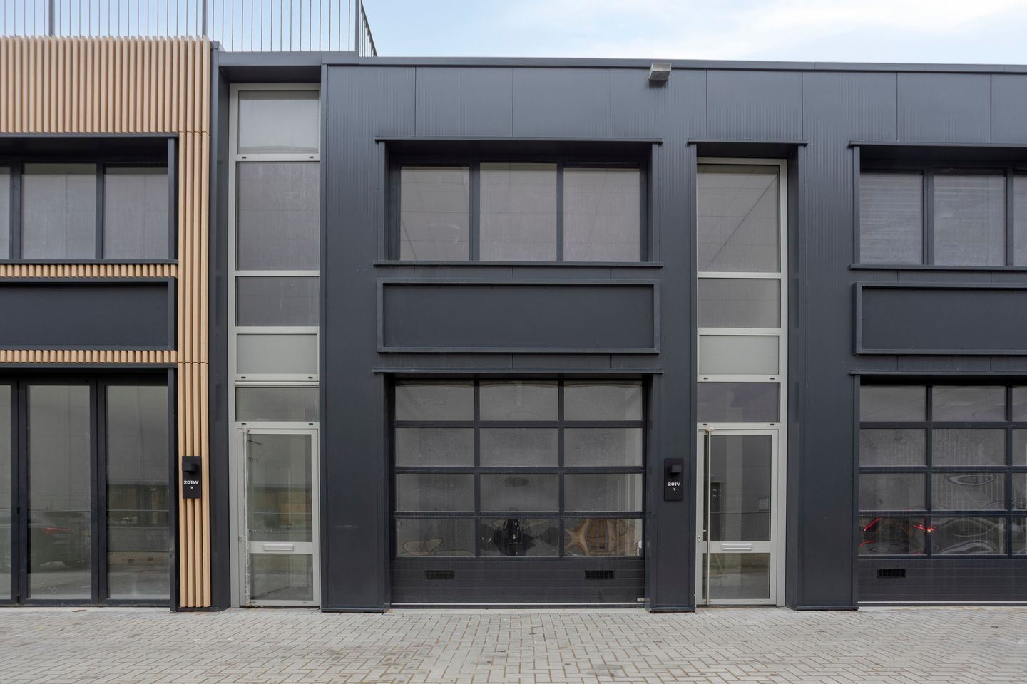 Bekijk foto 1 van Hogeweyselaan 201-V