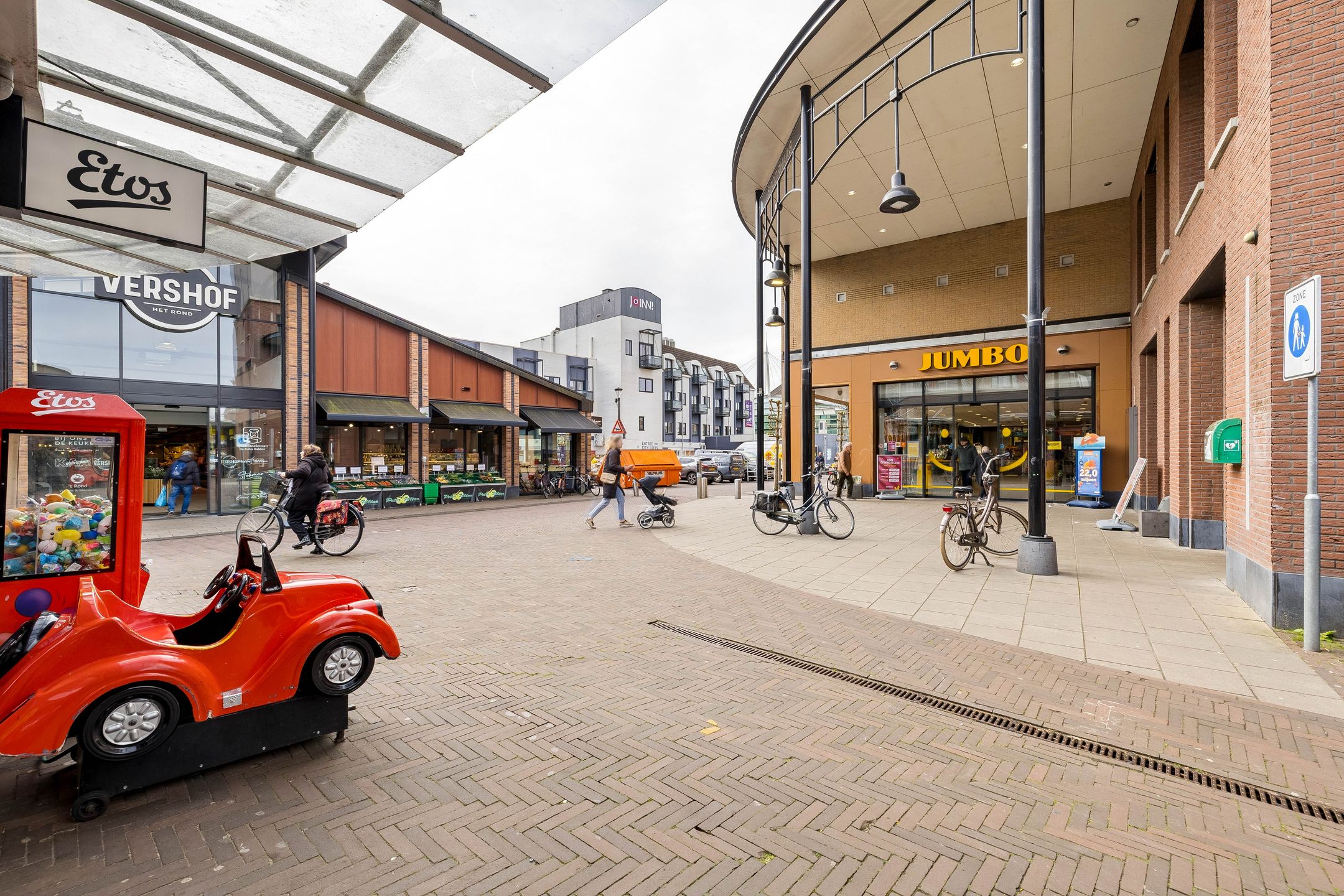 Photo 45 of Spoorhaag 90